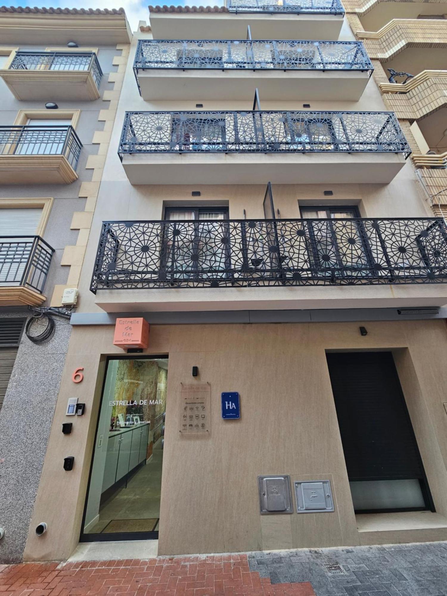 Estrella De Mar - Boutique Aparthotel Benidorm Extérieur photo